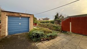 Photo 7- click for photo gallery